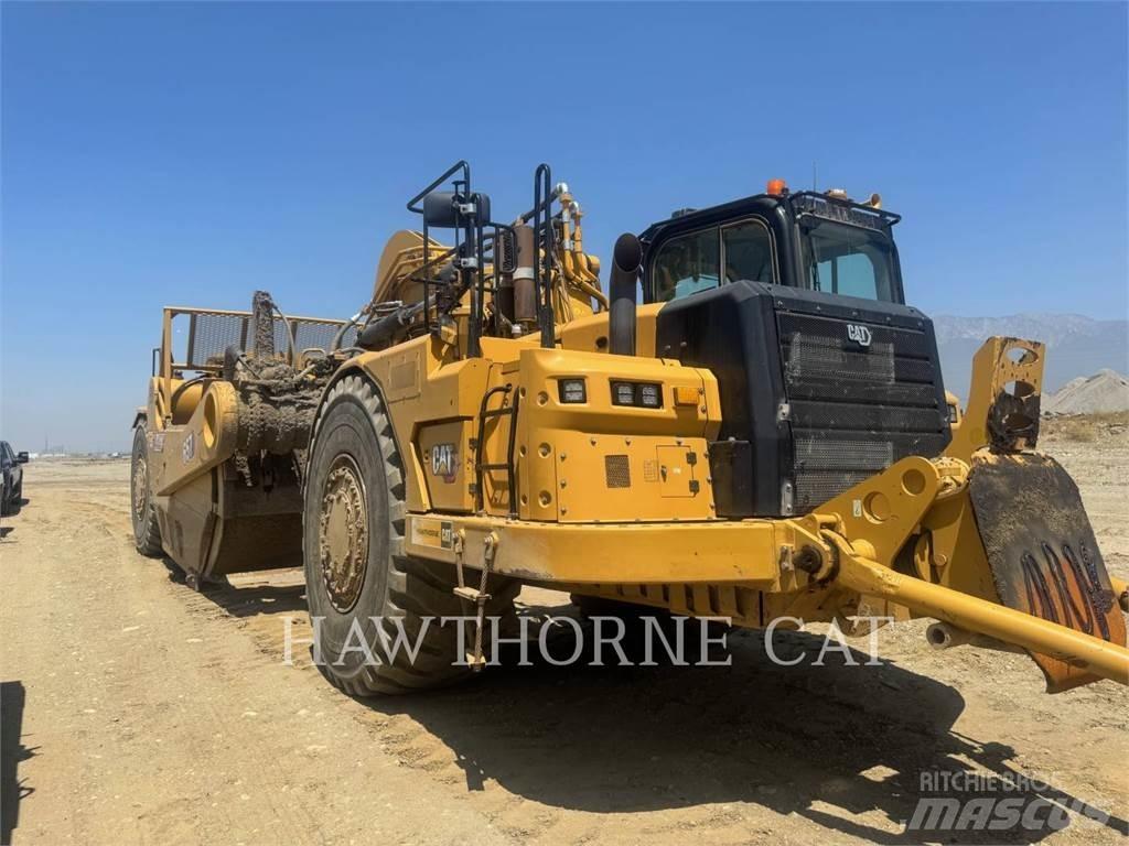 CAT 657 Strugači