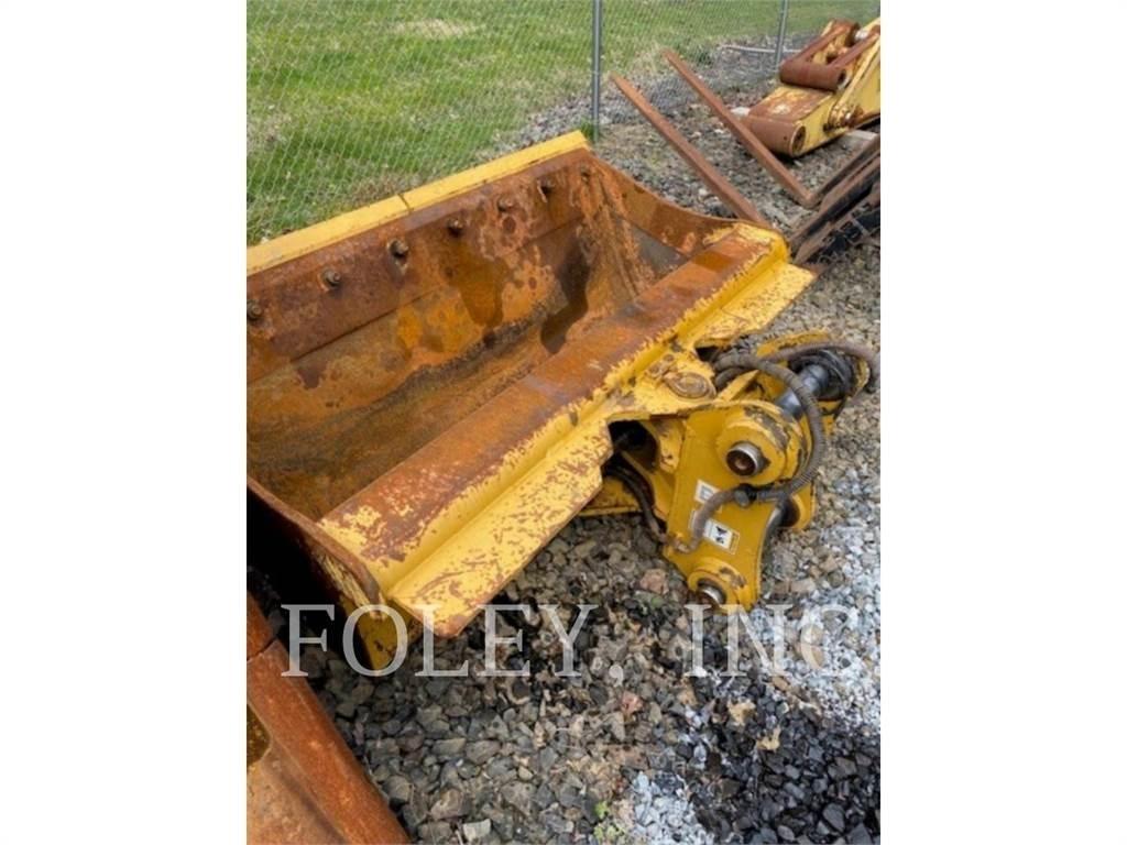 CAT 72 TILT BUCKET Kašike / Korpe