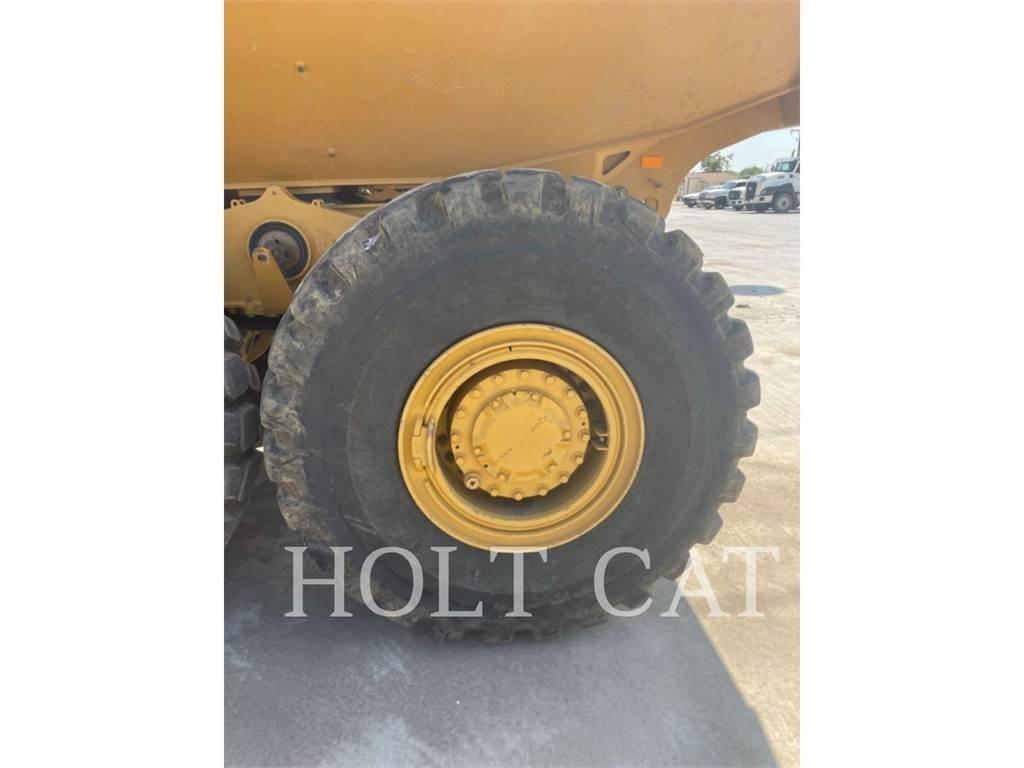 CAT 725 Zglobni demperi