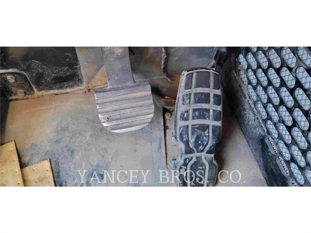 CAT 725C2 Zglobni demperi