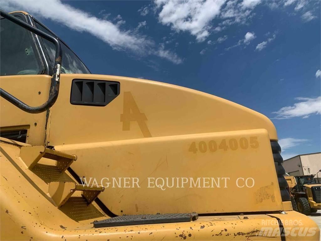 CAT 740 Zglobni demperi
