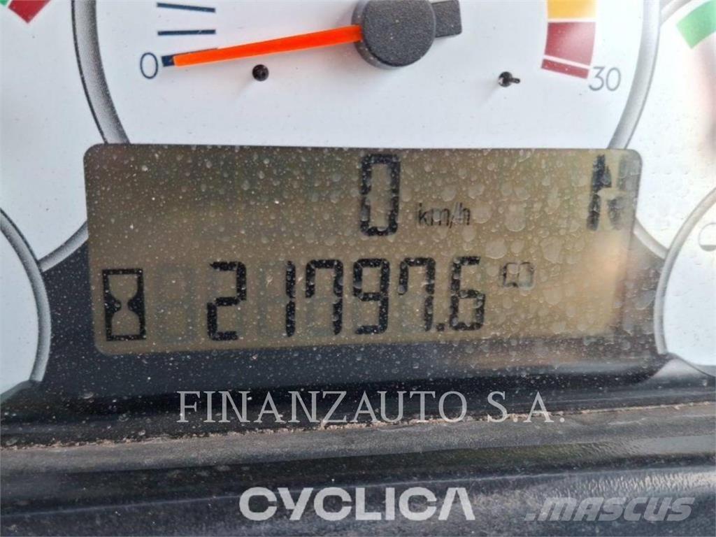 CAT 740 Zglobni demperi