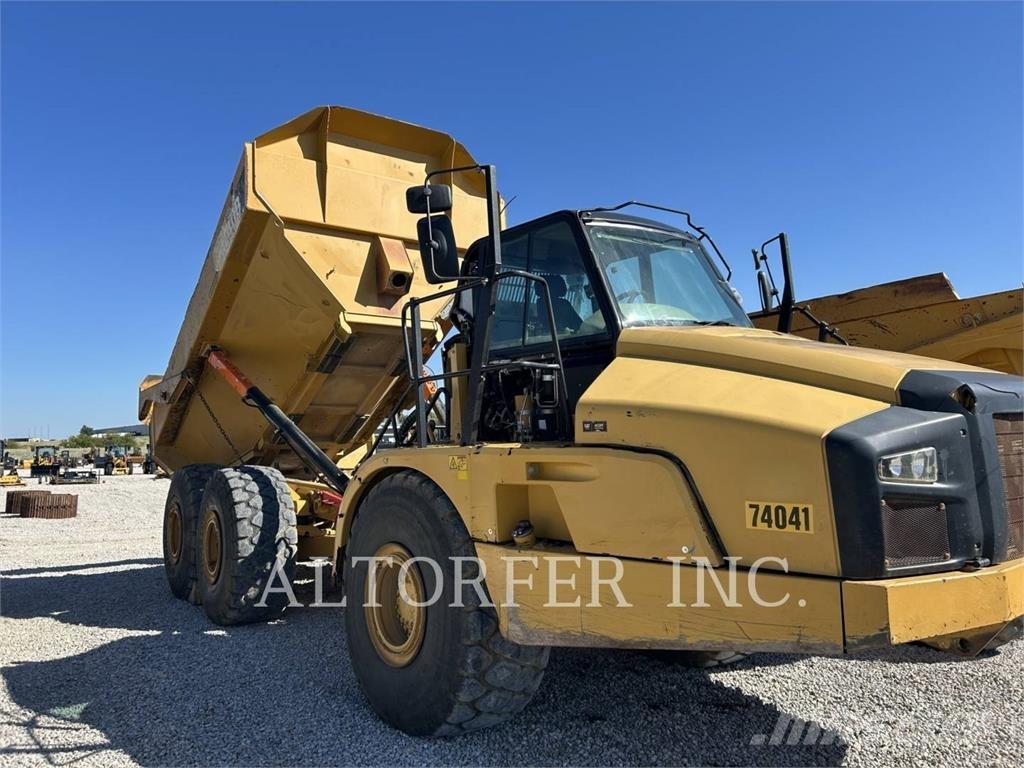 CAT 740B Zglobni demperi