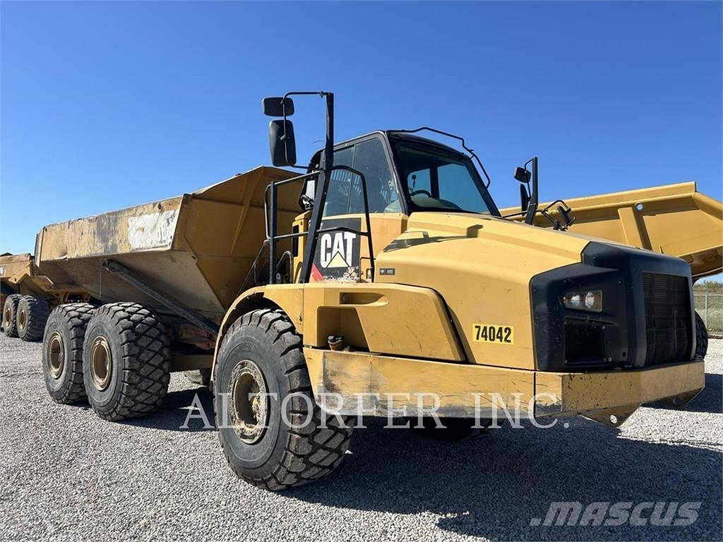 CAT 740B Zglobni demperi