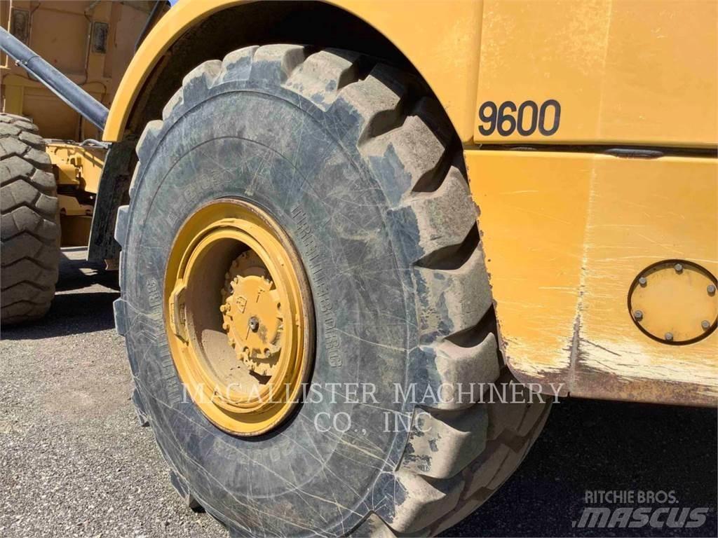 CAT 740GC Zglobni demperi