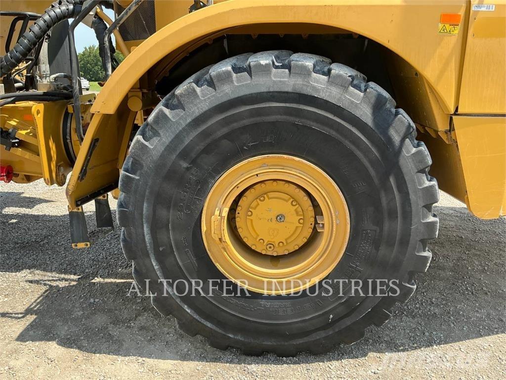 CAT 745 Zglobni demperi