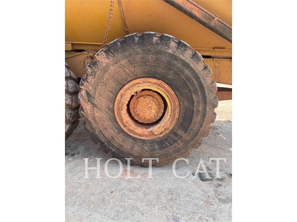 CAT 745 Zglobni demperi