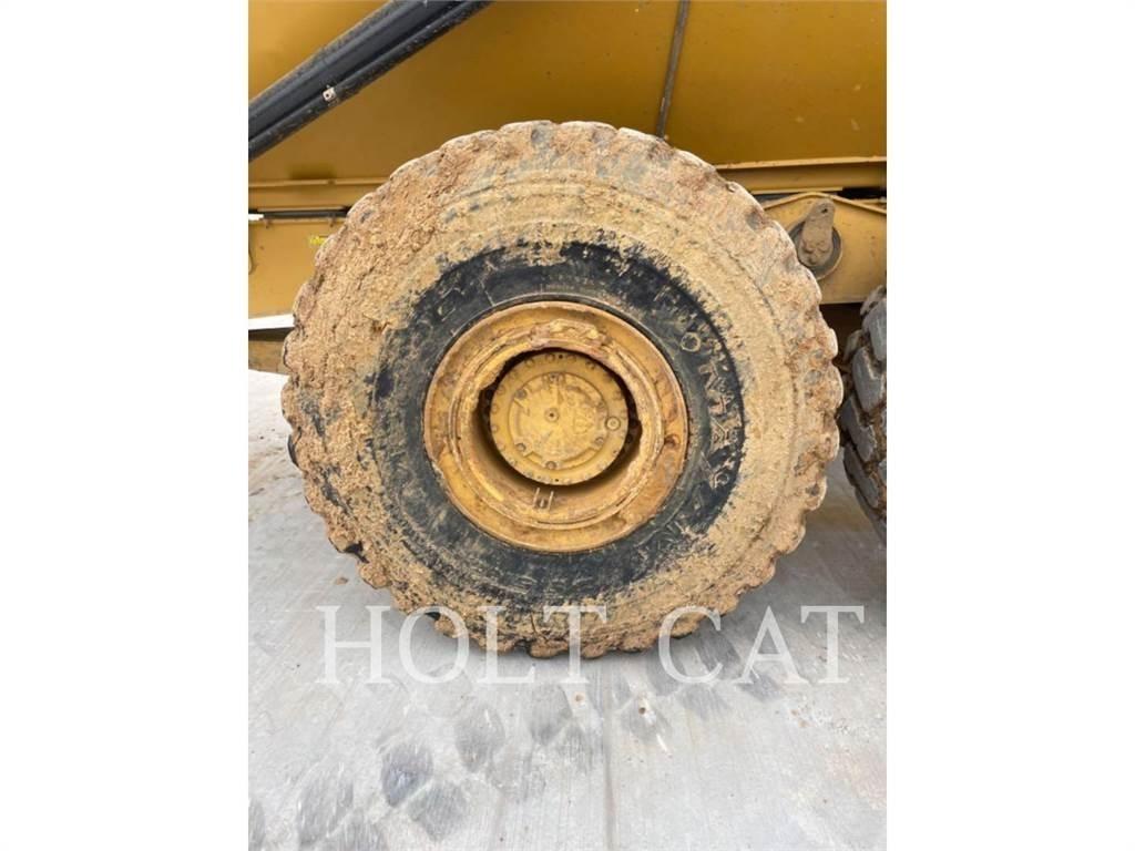 CAT 745 Zglobni demperi