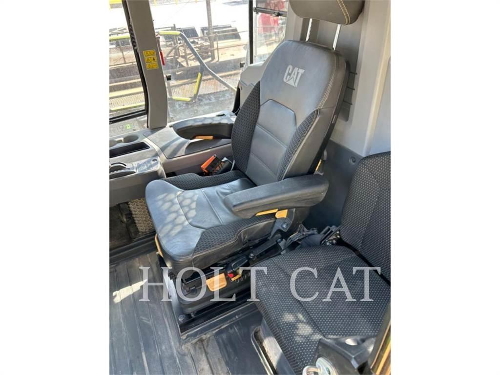 CAT 745 Zglobni demperi