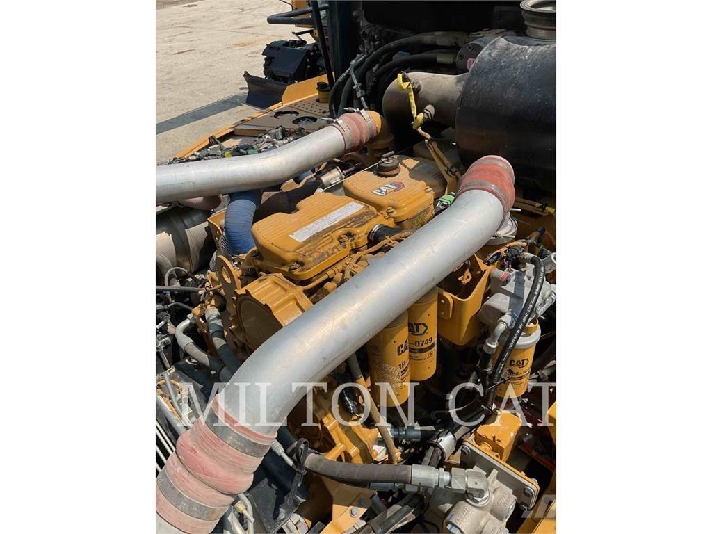 CAT 745 Zglobni demperi