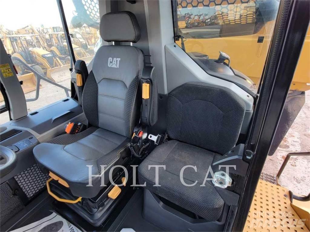 CAT 745 Zglobni demperi