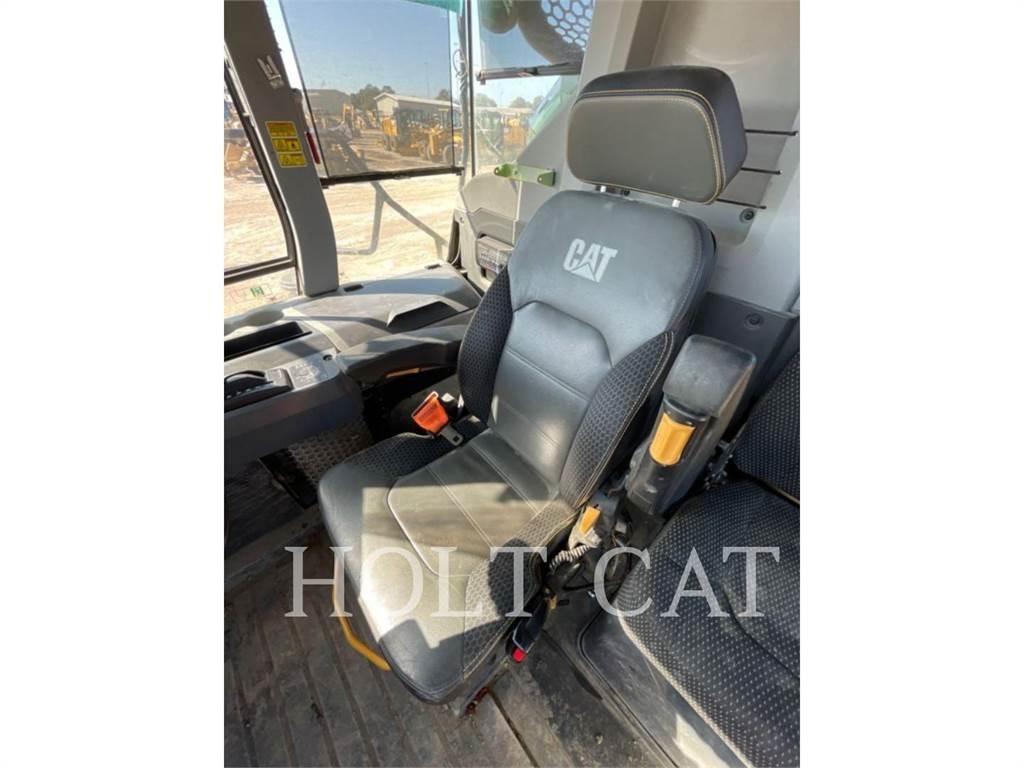 CAT 745 Zglobni demperi