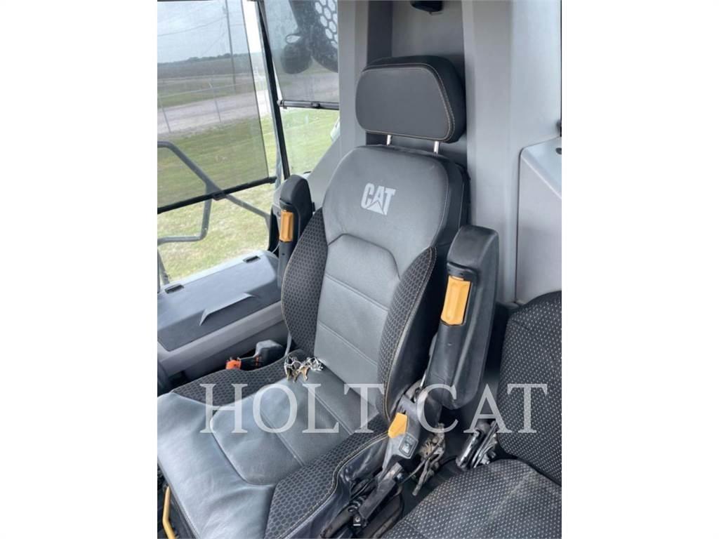 CAT 745 Zglobni demperi