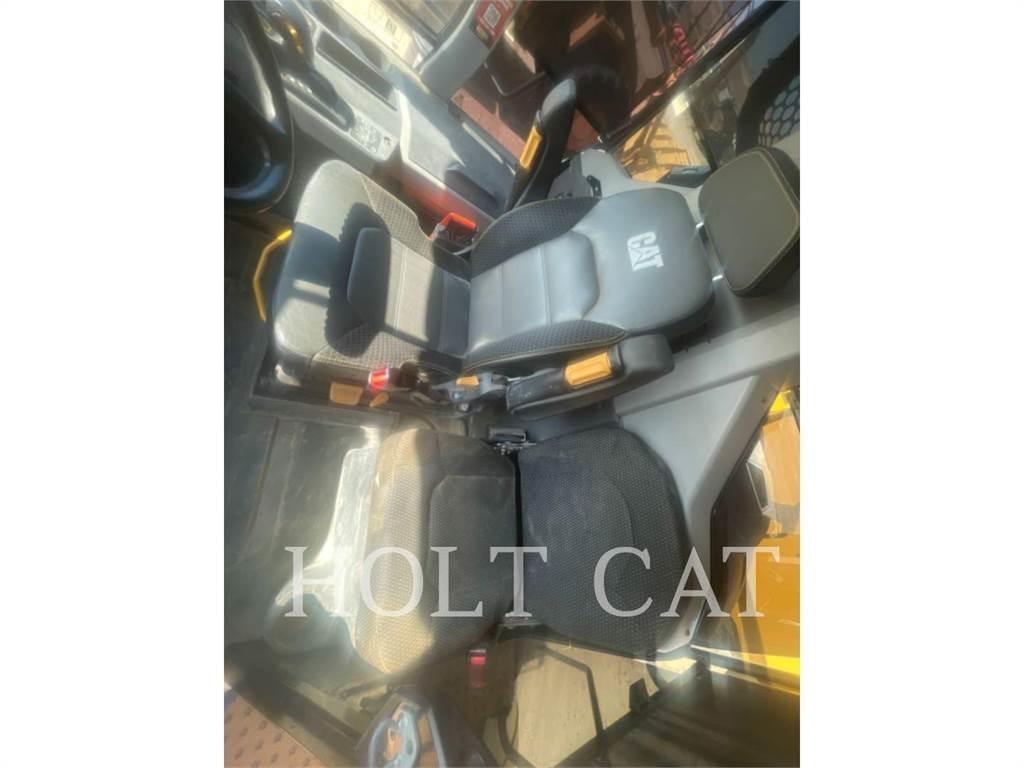 CAT 745 Zglobni demperi
