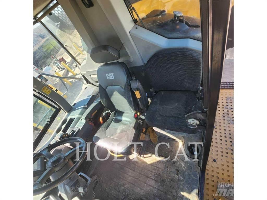 CAT 745 Zglobni demperi