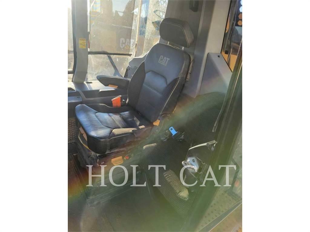 CAT 745 Zglobni demperi