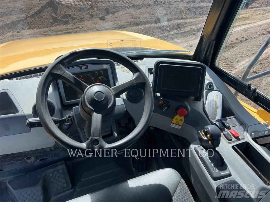 CAT 745 Zglobni demperi