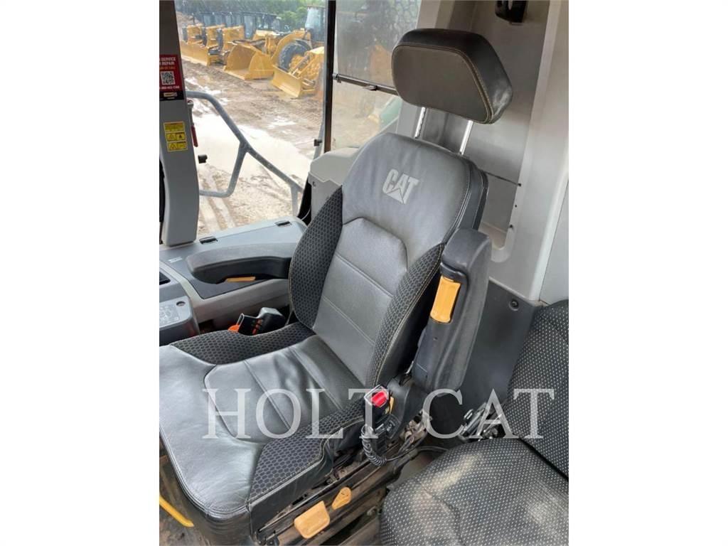 CAT 745 Zglobni demperi