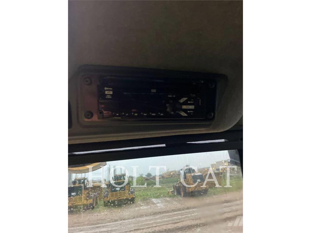 CAT 745 Zglobni demperi