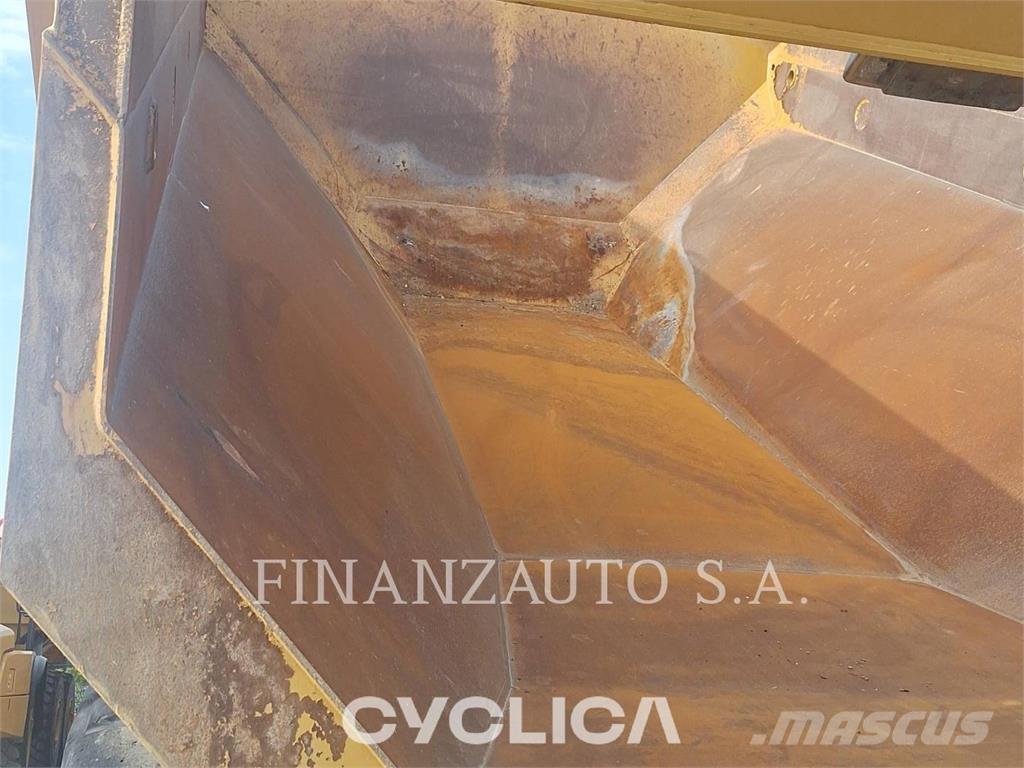 CAT 745 Zglobni demperi