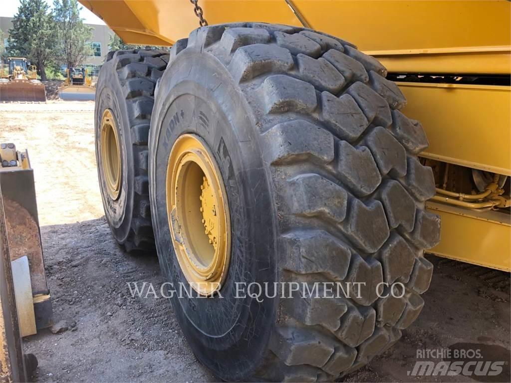 CAT 745 Zglobni demperi