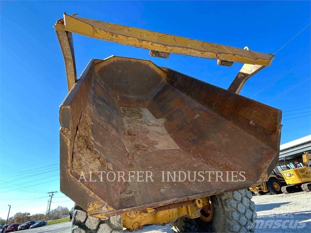 CAT 745 Zglobni demperi