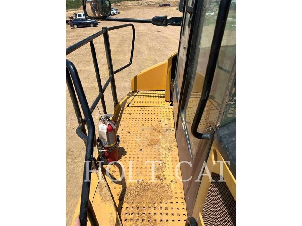 CAT 74504 Zglobni demperi