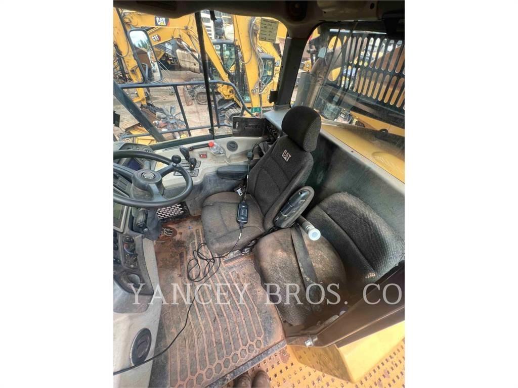 CAT 745C Zglobni demperi