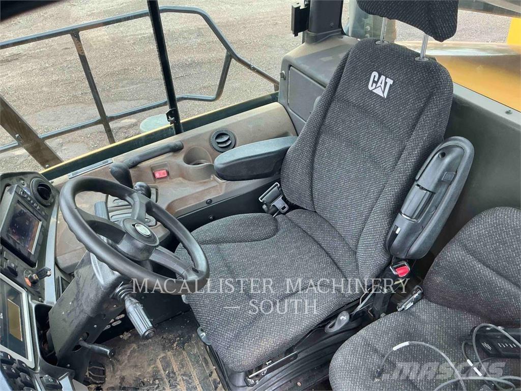 CAT 745C Zglobni demperi