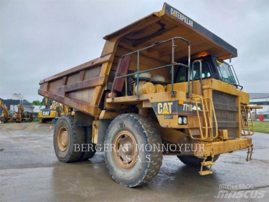 CAT 771D Zglobni demperi