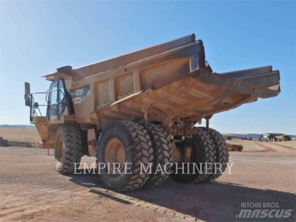 CAT 773F Zglobni demperi
