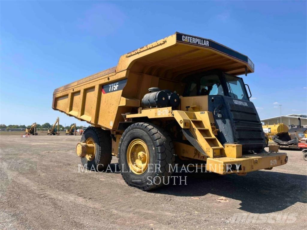 CAT 775F Zglobni demperi