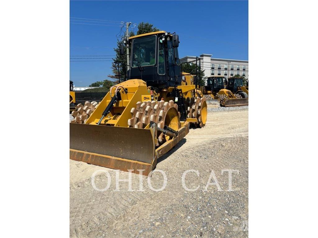 CAT 815 Kompaktori zemlje
