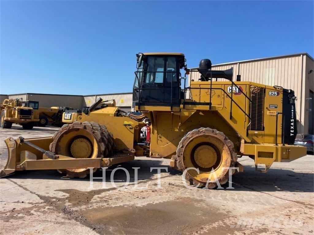 CAT 825 Kompaktori zemlje