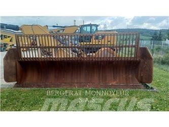 CAT 826G/LAME/AYH Kompaktori zemlje