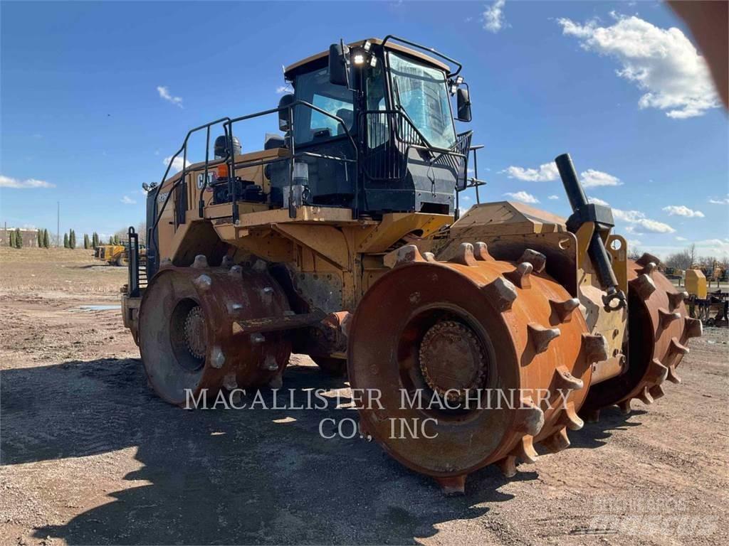 CAT 826K Kompaktori zemlje