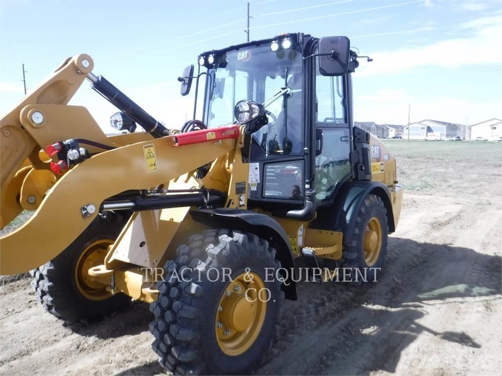 CAT 906 Utovarivači na kotačima