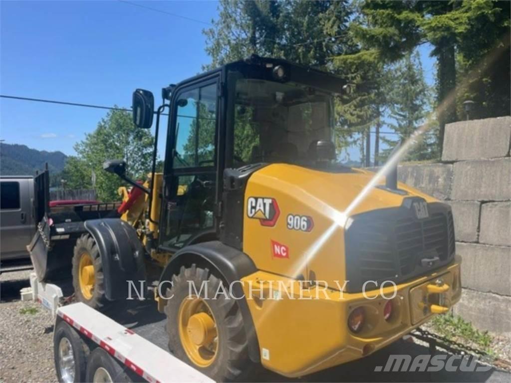 CAT 906 Utovarivači na kotačima