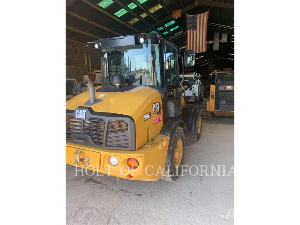 CAT 906 Utovarivači na kotačima