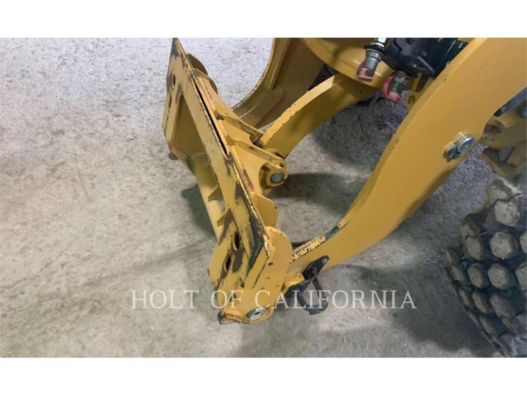 CAT 906-14 Utovarivači na kotačima