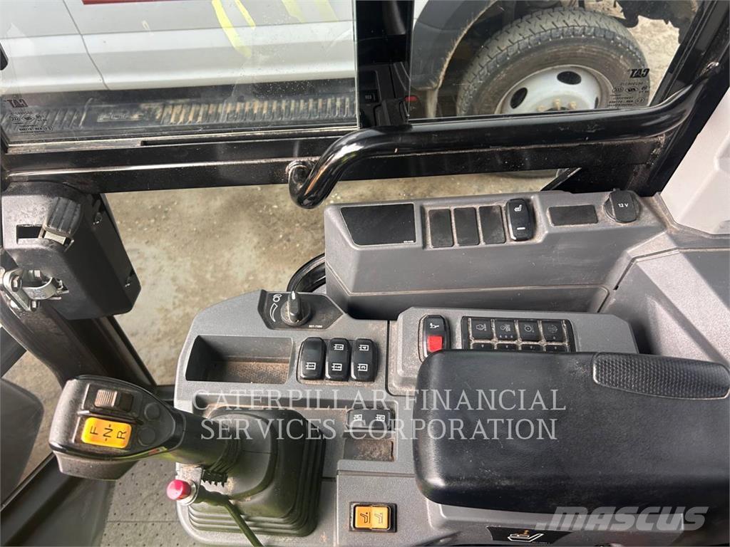 CAT 906-14 Utovarivači na kotačima