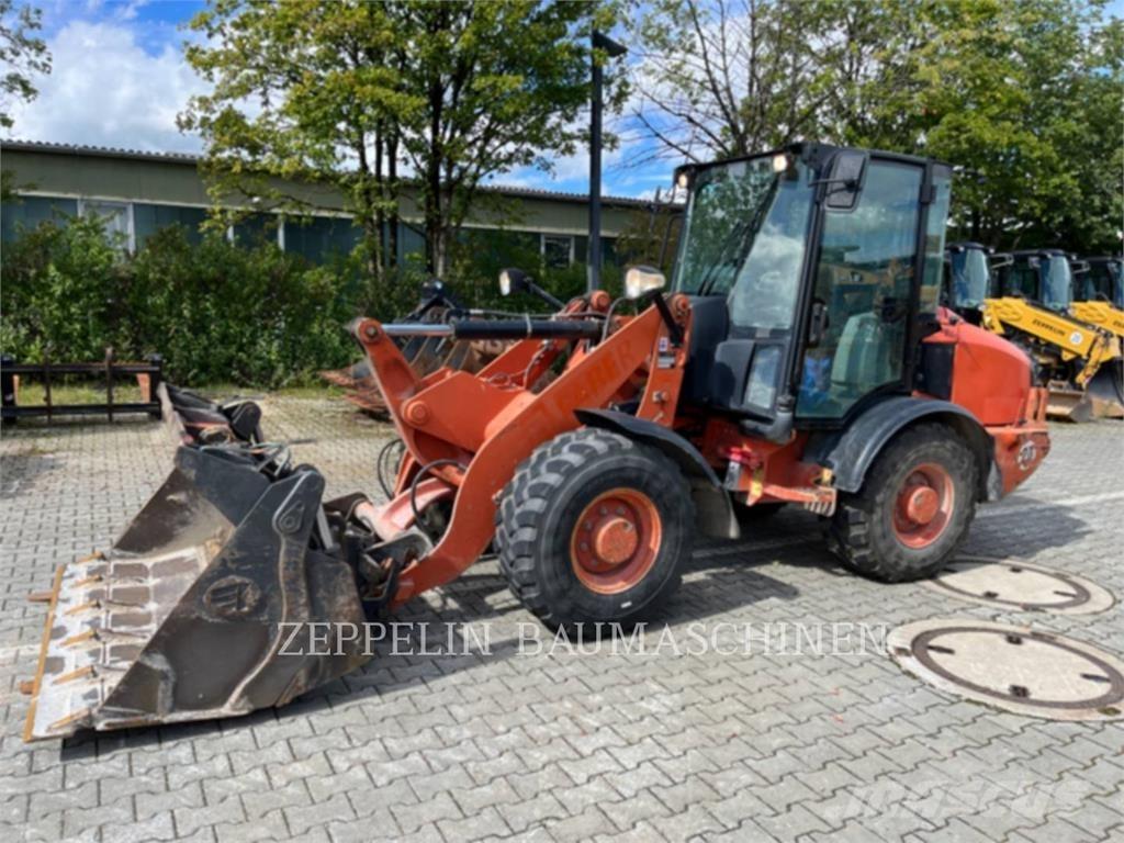 CAT 906H Utovarivači na kotačima