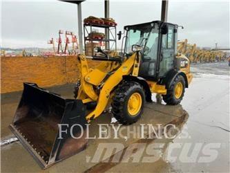 CAT 906M Utovarivači na kotačima