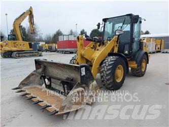 CAT 906M Utovarivači na kotačima