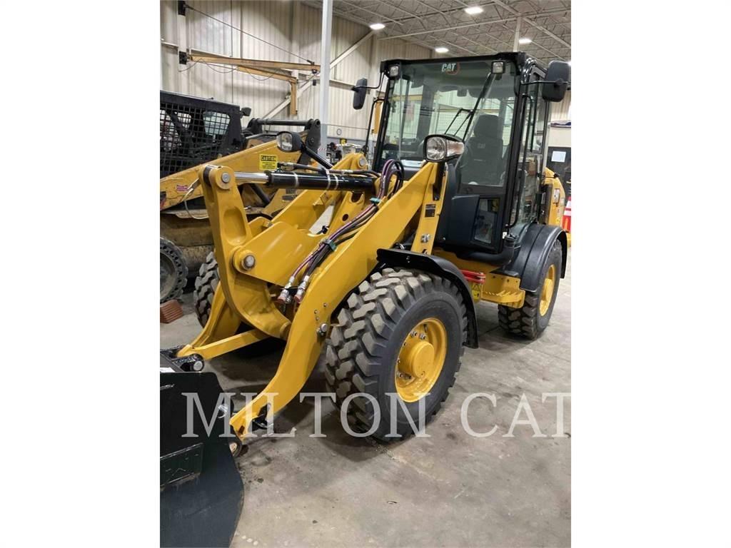 CAT 906M Utovarivači na kotačima