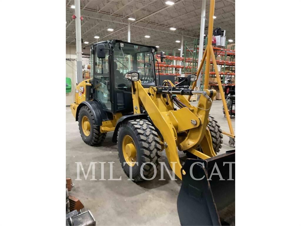 CAT 906M Utovarivači na kotačima