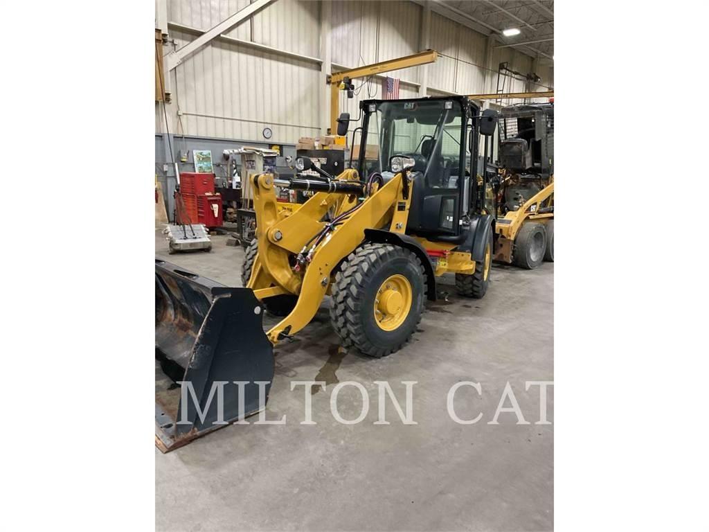 CAT 906M Utovarivači na kotačima