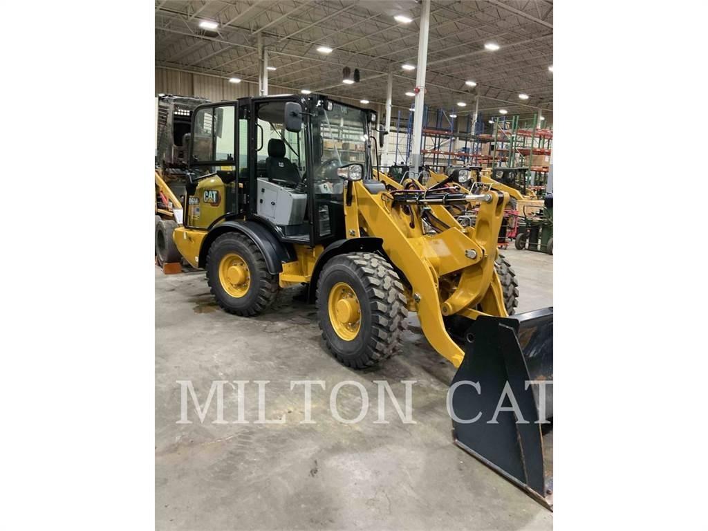 CAT 906M Utovarivači na kotačima