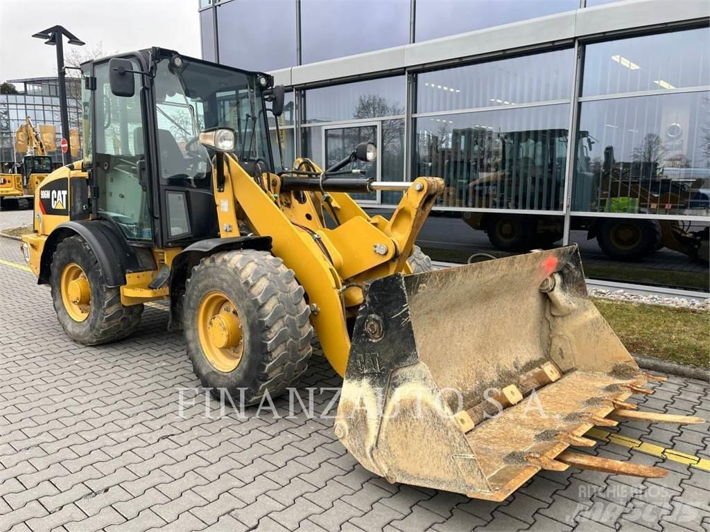 CAT 906M Utovarivači na kotačima