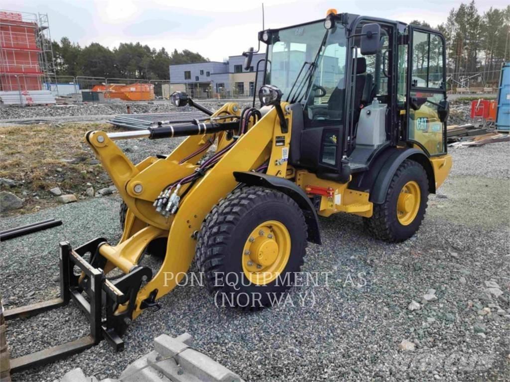 CAT 906M Utovarivači na kotačima